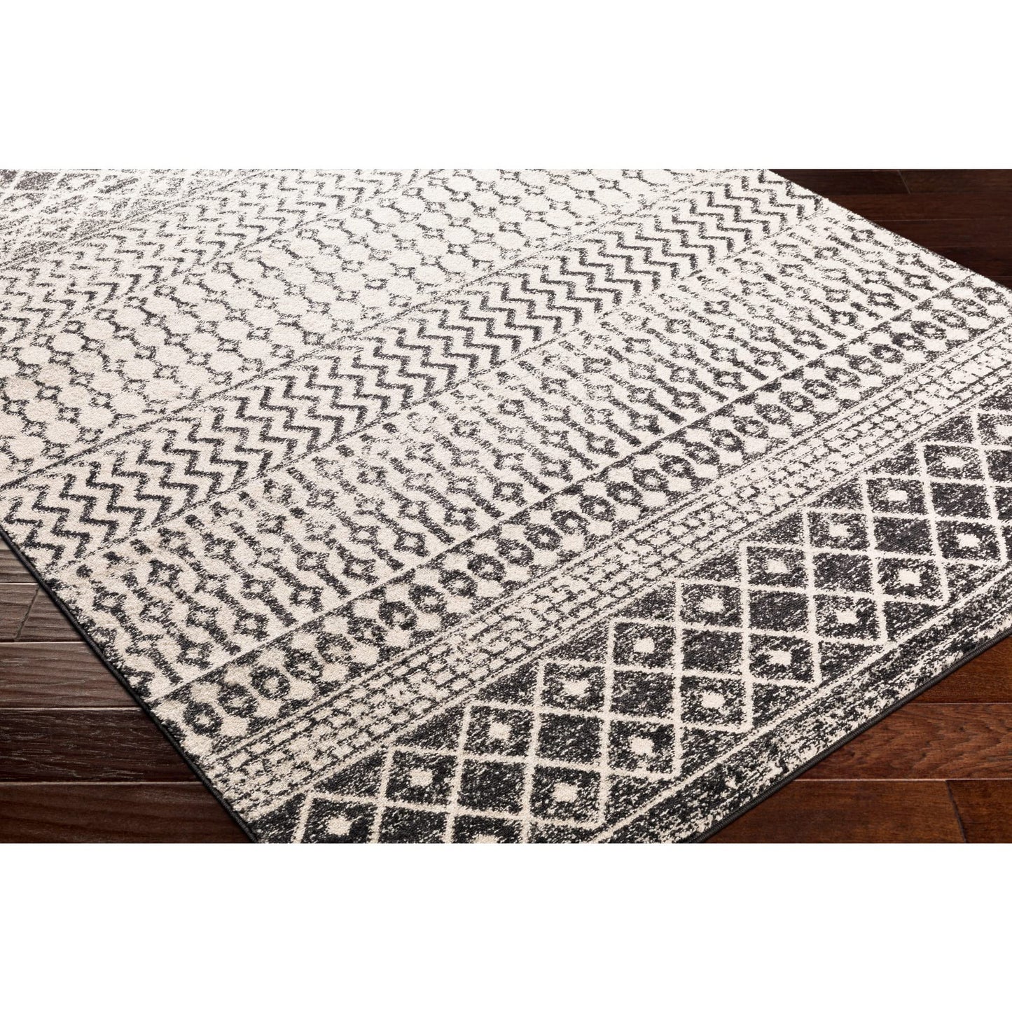 Livabliss Chester Boho Moroccan Area Rug