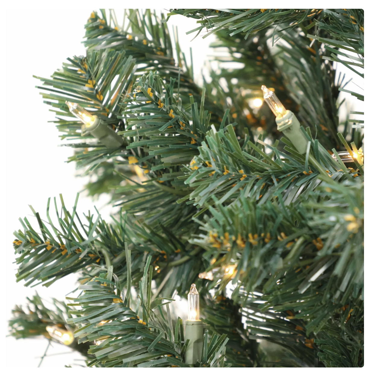 National Tree Company Pre-Lit Artificial Christmas Tree, Green, Acacia, 300 Clear Lights, Includes Stand, 6 Feet